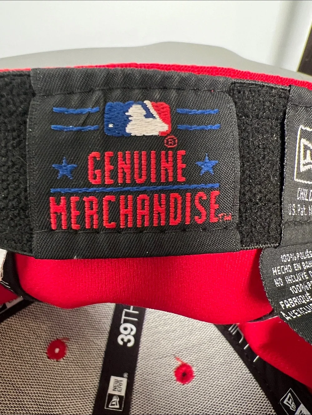 Phillies Kids Baseball Cap with White 'P' Logo